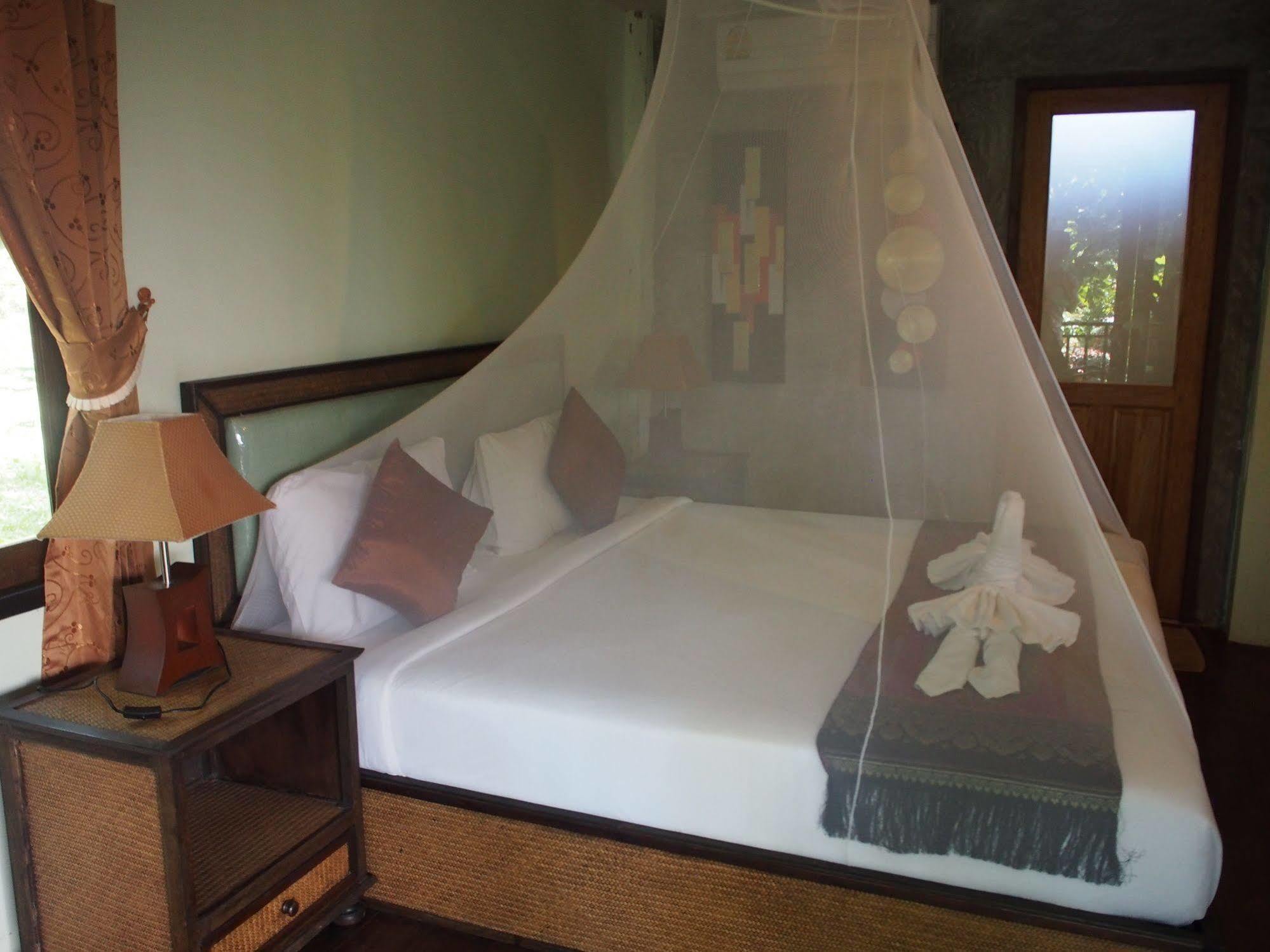 Lanta Happy Hill Hotel Ko Lanta Exterior foto